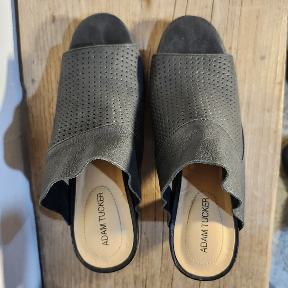 Adam Tucker Mylee Open toe slip on. Black leather, Size 8.5‎ - Picture 2 of 8